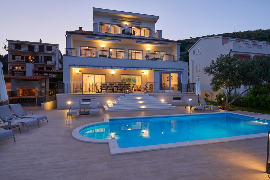 Villa Mila Trogir Exterior foto